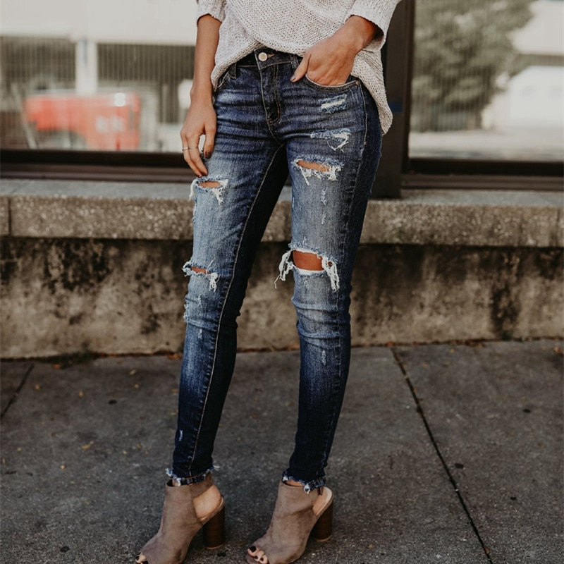 Women’s Casual Ripped-of Denim Jeans