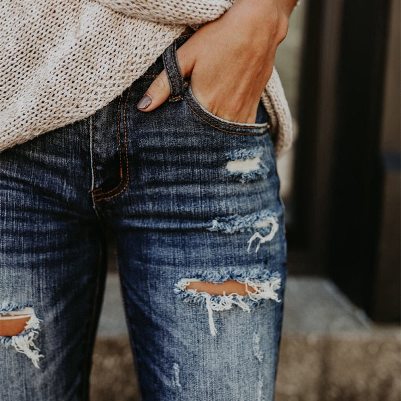 Women’s Casual Ripped-of Denim Jeans